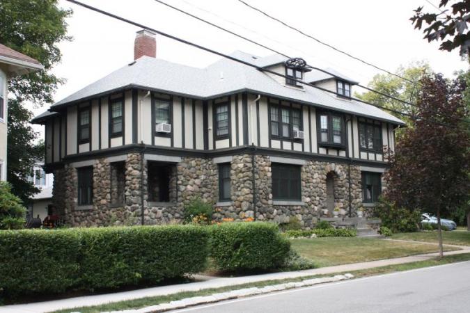Colonel E.C. Benton House at 58 Oakley Road